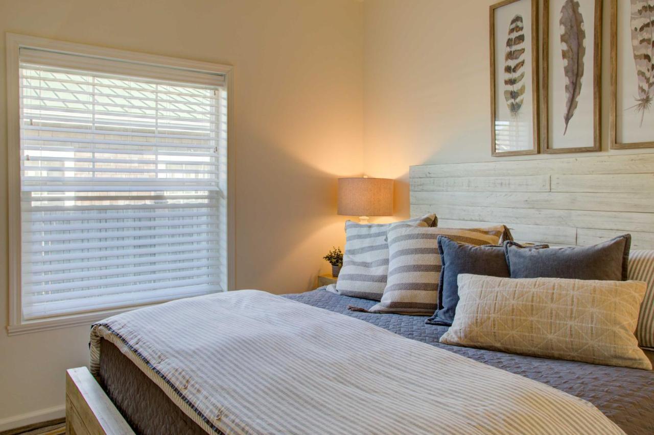 Chic Summer House Cottage Walk To Ocean! パシフィックビーチ エクステリア 写真